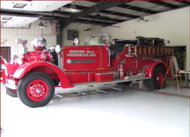United Fire Co - 1939 Ahrens-Fox